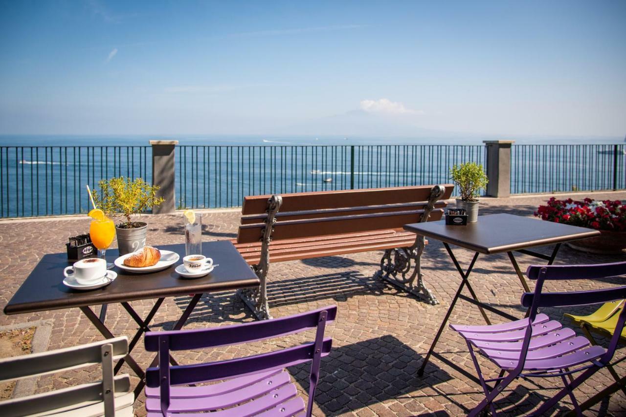 Suite Villa Comunale Sorrento Exterior photo