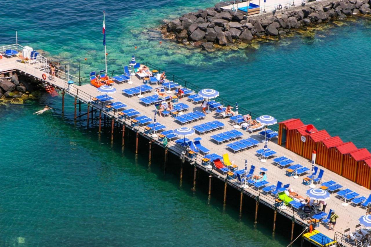 Suite Villa Comunale Sorrento Exterior photo